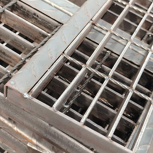 鋼格板鋼格柵板在不同行業(yè)的應用案例