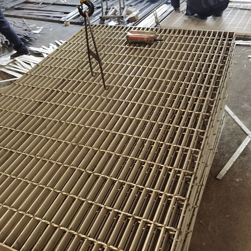 平臺走道鋼格柵鋼格板的承重力測試標準