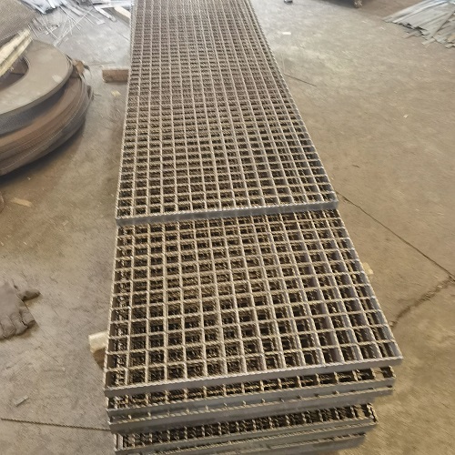 溝蓋板鋼格板助力排水系統的高效運用