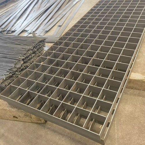 鋼格板的綠色轉(zhuǎn)型：順應(yīng)環(huán)保新要求