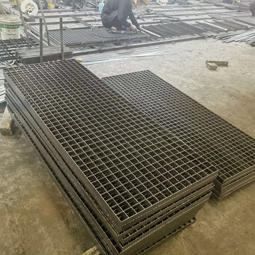 鋼格板在數據中心地板中的關鍵作用