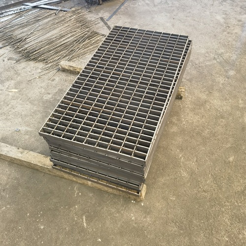 鋼格板在智慧城市基礎設施中的角色