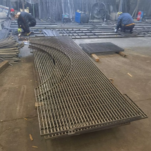 鋼格柵板在音樂節舞臺搭建中的表現讓人驚喜