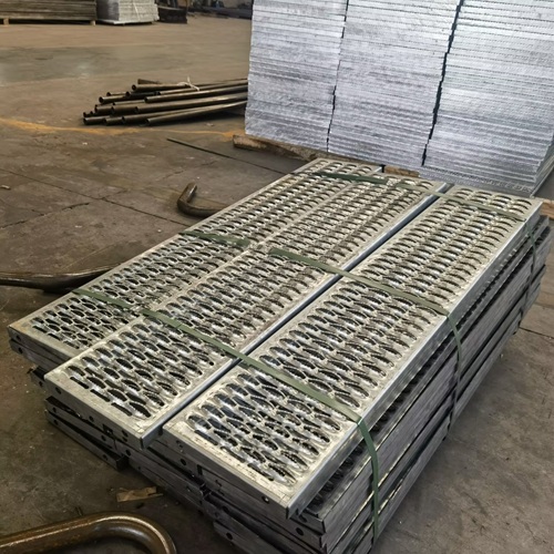 鋼格柵板產業鏈上下游發展現狀全梳理